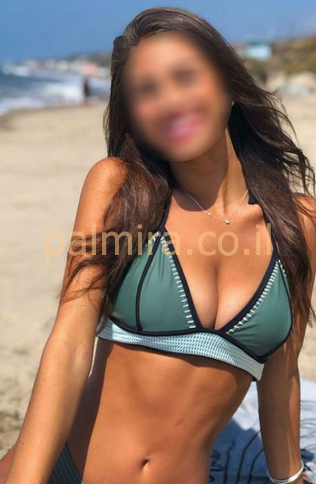 יש לו פרצוף סקסי, בת 25, פלאפי